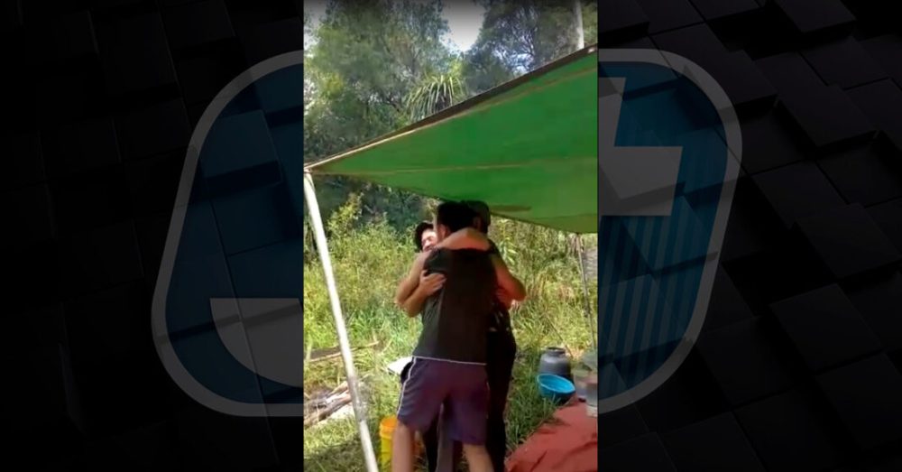 Vídeo mostra alegria de morador de Papanduva ao receber a notícia que ganhou R$ 1 milhão