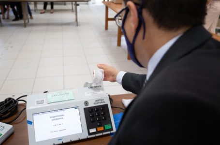 Lei isenta mesários de taxas de concursos públicos no Paraná