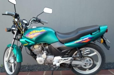 Motocicleta é furtada durante a madrugada na Colônia Cachoeira