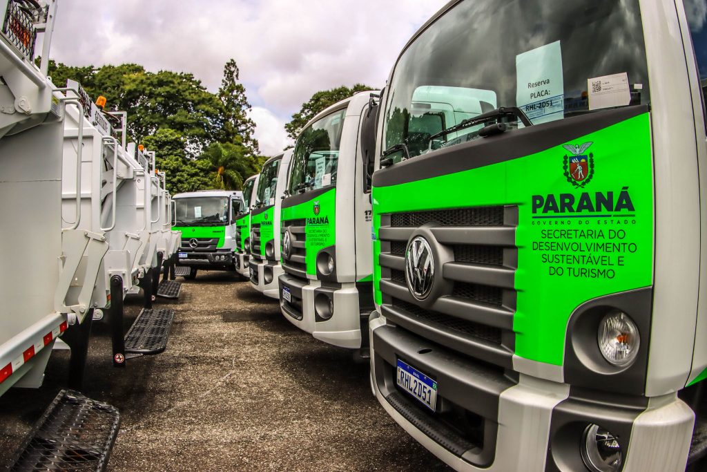 Caminhão da Campanha Jogue Limpo já está em Rio das Pedras