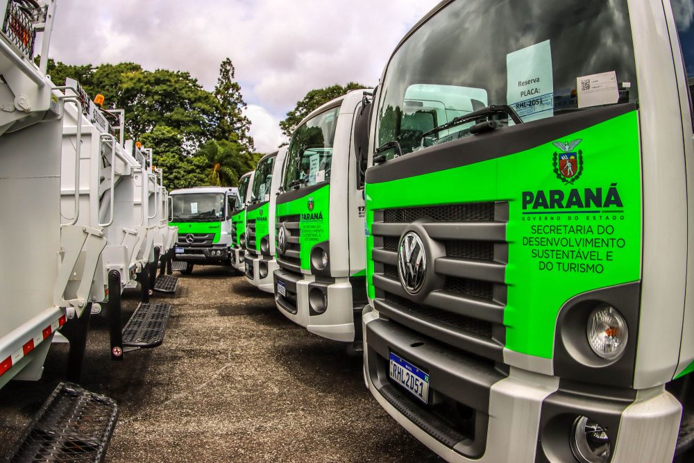 São Mateus do Sul e Rio Azul recebem caminhões para reforçar ações ambientais