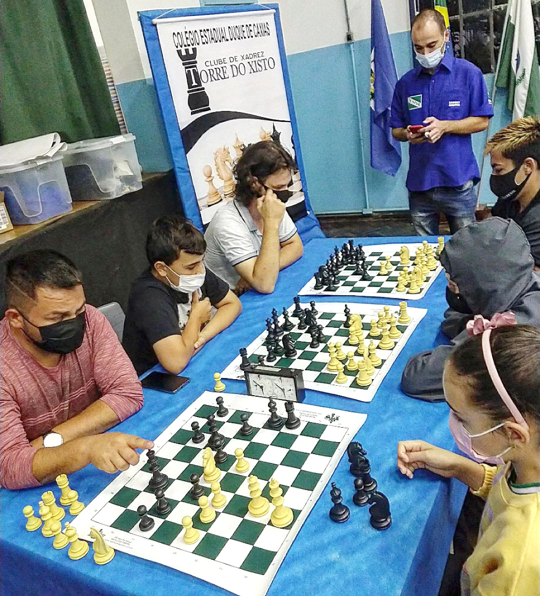 Colégio Duque de Caxias retoma clube de xadrez aberto para a comunidade são-mateuense