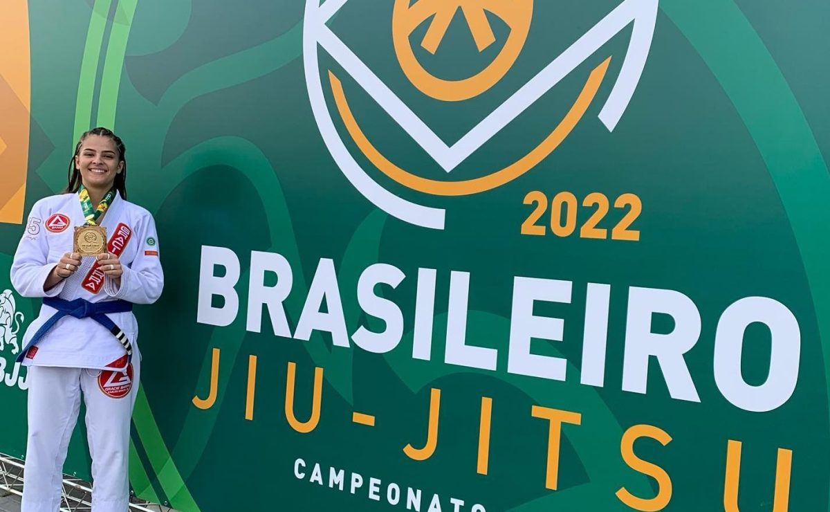 Lutadora de São Mateus do Sul se consagra Campeã Brasileira de Jiu-jitsu