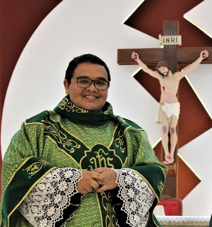 Neste vídeo, o Padre José Danilo da Diocese de Formosa-GO nos