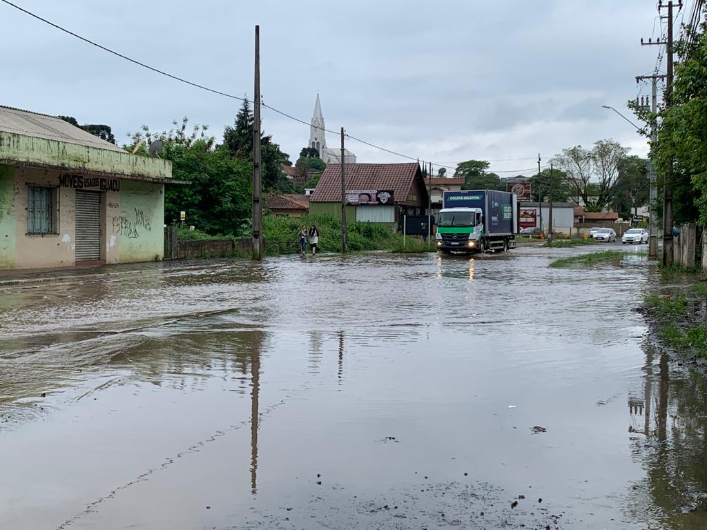 BR-280 está totalmente interditada entre Mafra e Três Barras